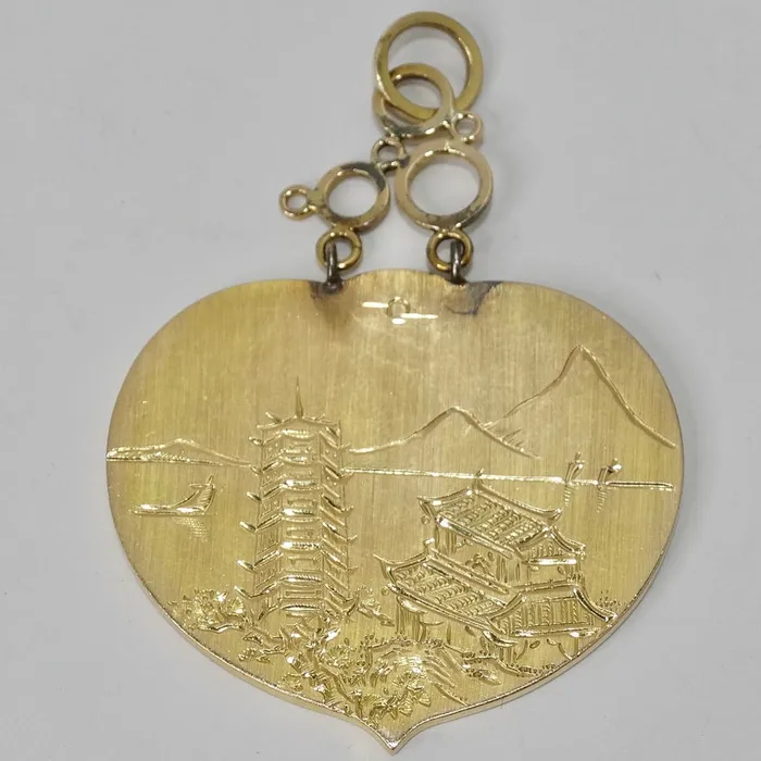 1980s 14K Gold Jade Heart Pendent Vintage by Misty Necklaces
