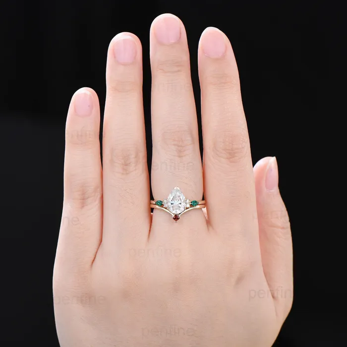 PENFINE 25 carat Pear Shaped Moissanite Ring Set vintage 8x10mm teardrop moissanite engagement ring set Cluster emerald garnet band bridal set Rings PENFINE 25 carat Pear Shaped Moissanite Ring Set vintage 8x10mm teardrop moissanite engagement ring set Cluster emerald garnet band bridal set Rings