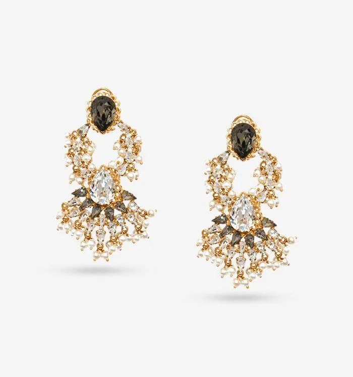PRERTO ECOMMERCE PRIVATE LIMITED Earrings Royal Twist Diamond Earrings